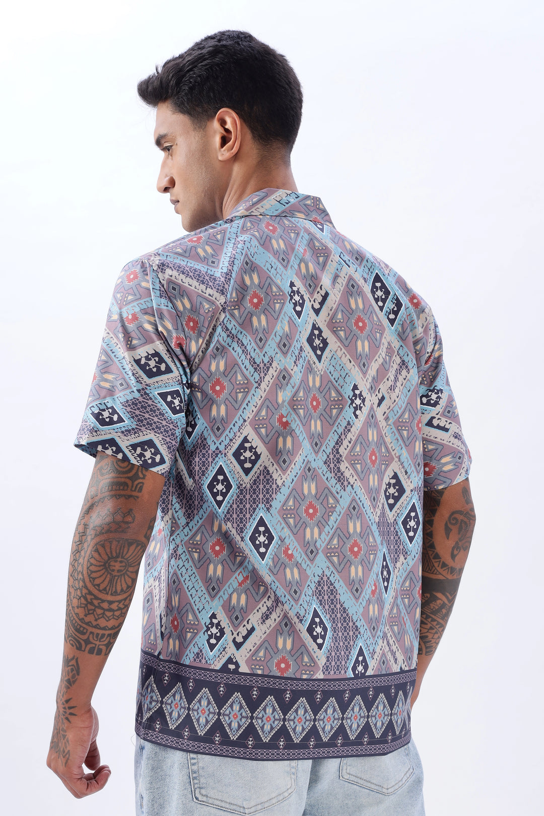 Blue resort wear geometric printed half sleeve shirt