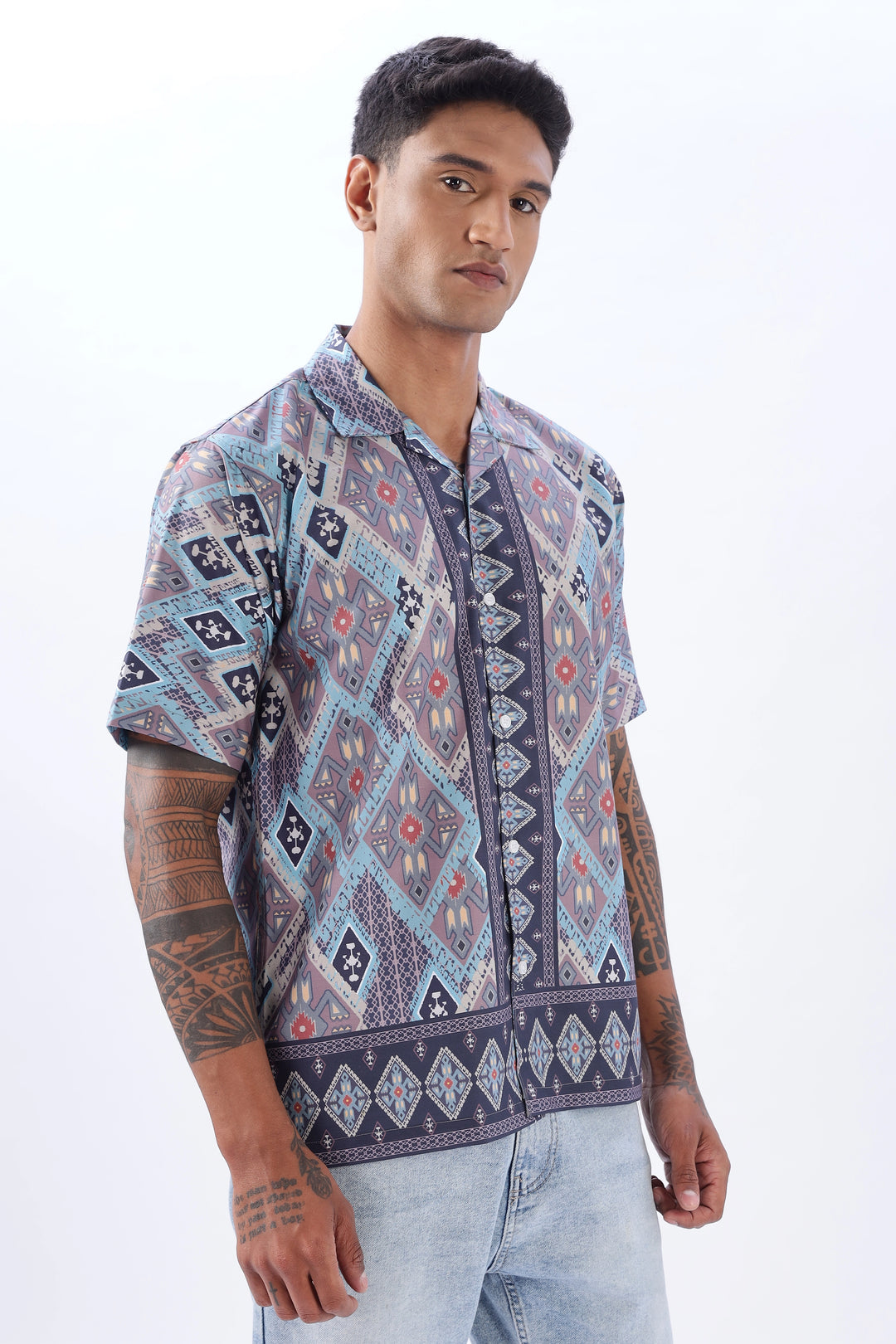 Blue resort wear geometric printed half sleeve shirt