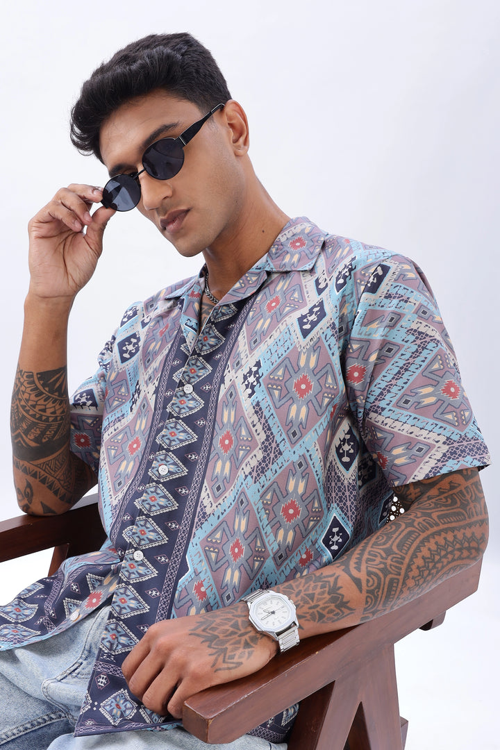 Blue resort wear geometric printed half sleeve shirt