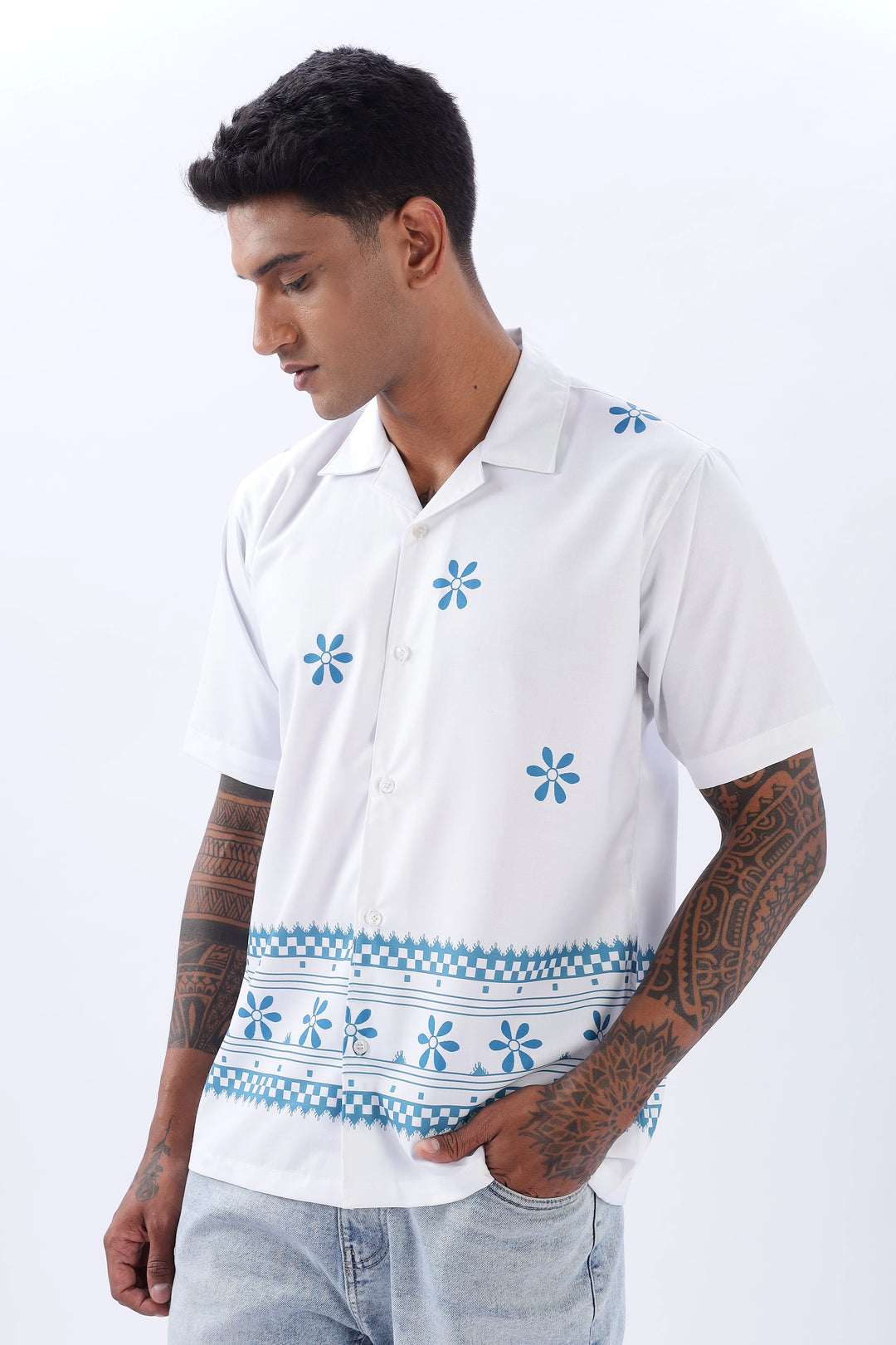 White border printed camp collar short sleeve shirt