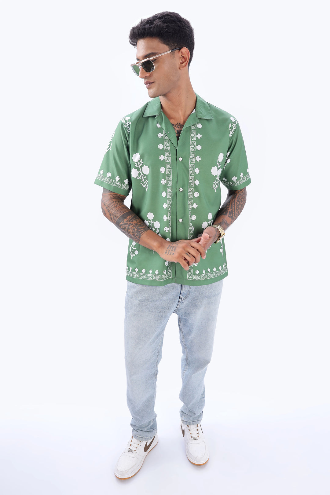 Green border printed camp collar short sleeve shirt