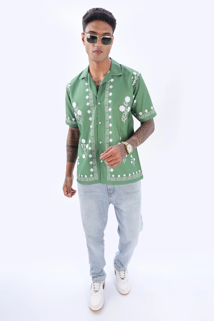 Green border printed camp collar short sleeve shirt