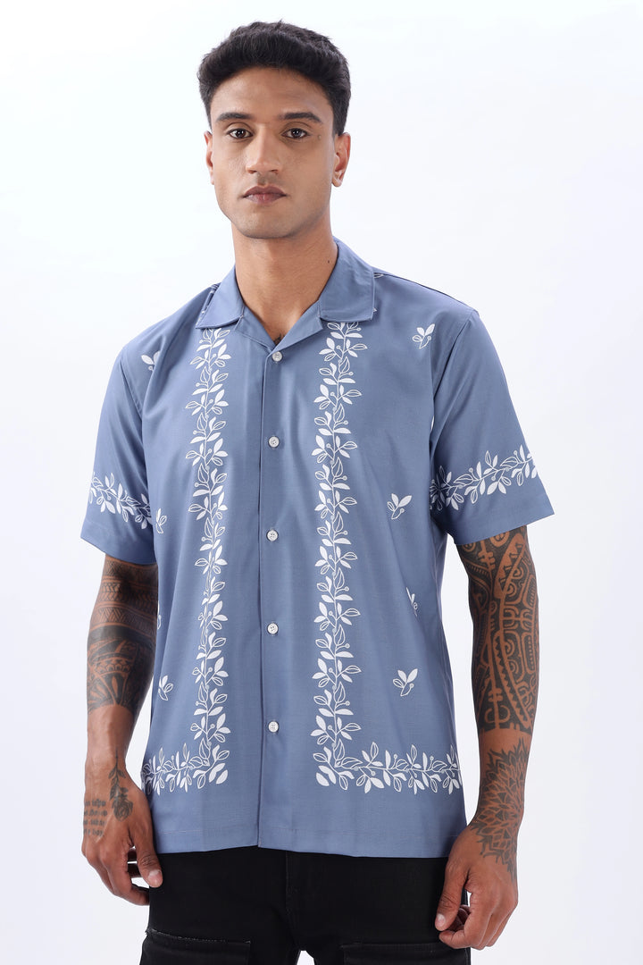 Lightblue border printed camp collar short sleeve shirt