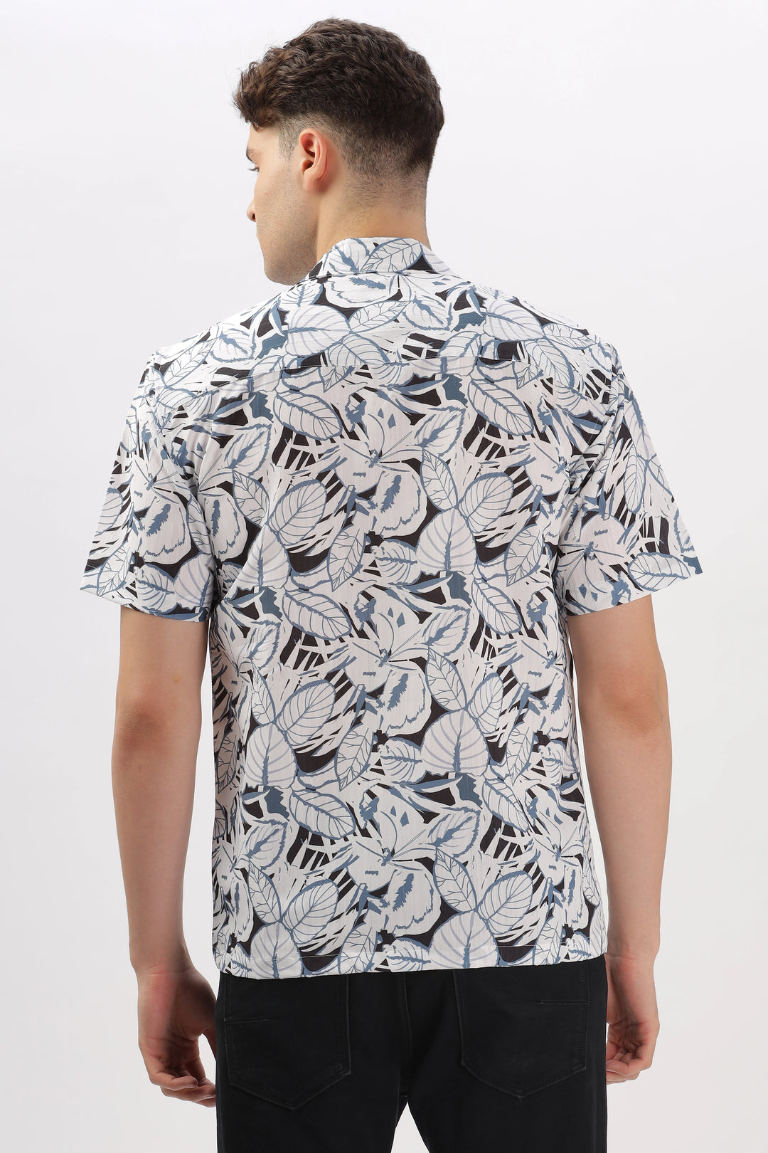 Black and blue leaf printed popcorn shirt