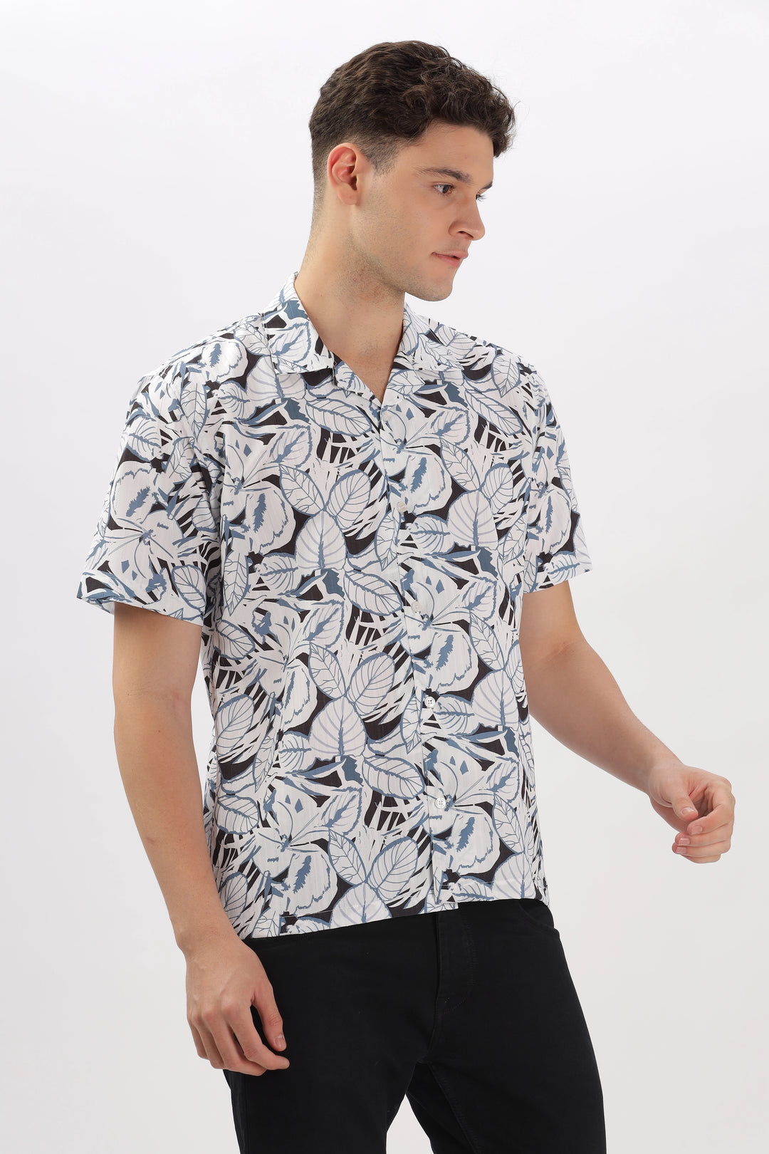 Black and blue leaf printed popcorn shirt