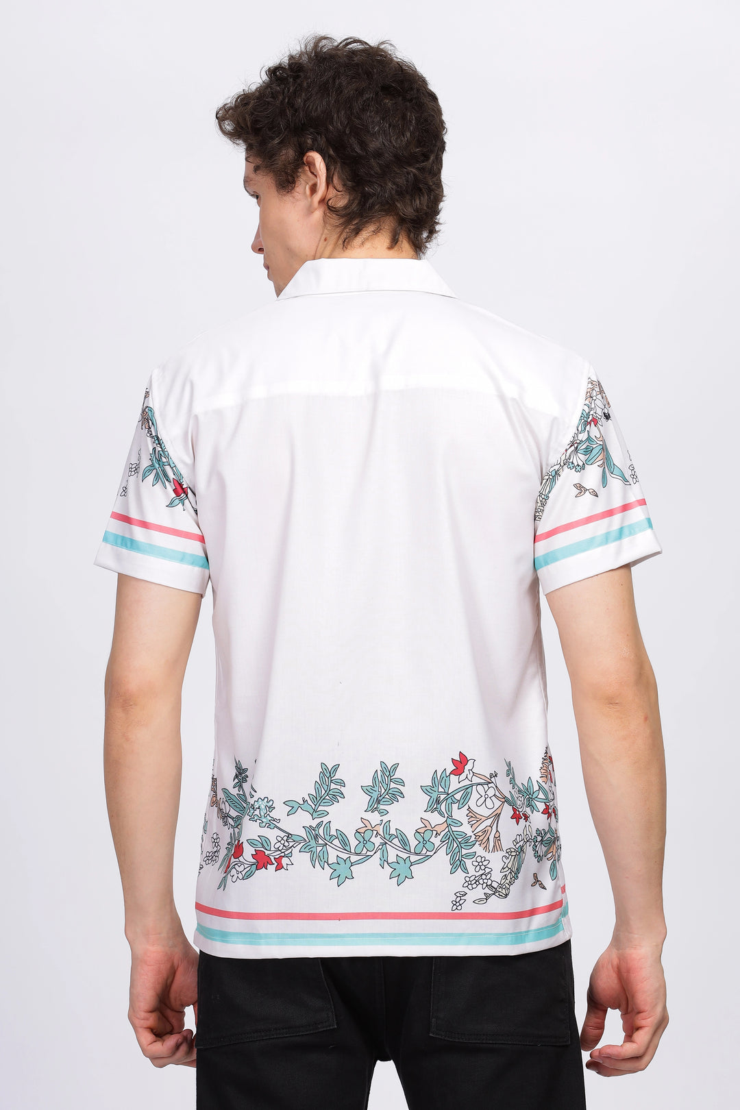 White flower border printed half sleeve shirt