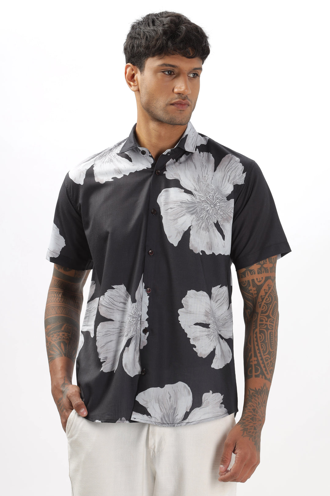 Black big flower printed shirt