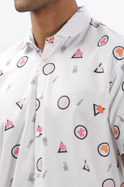 White triangle and round shape printed shirt