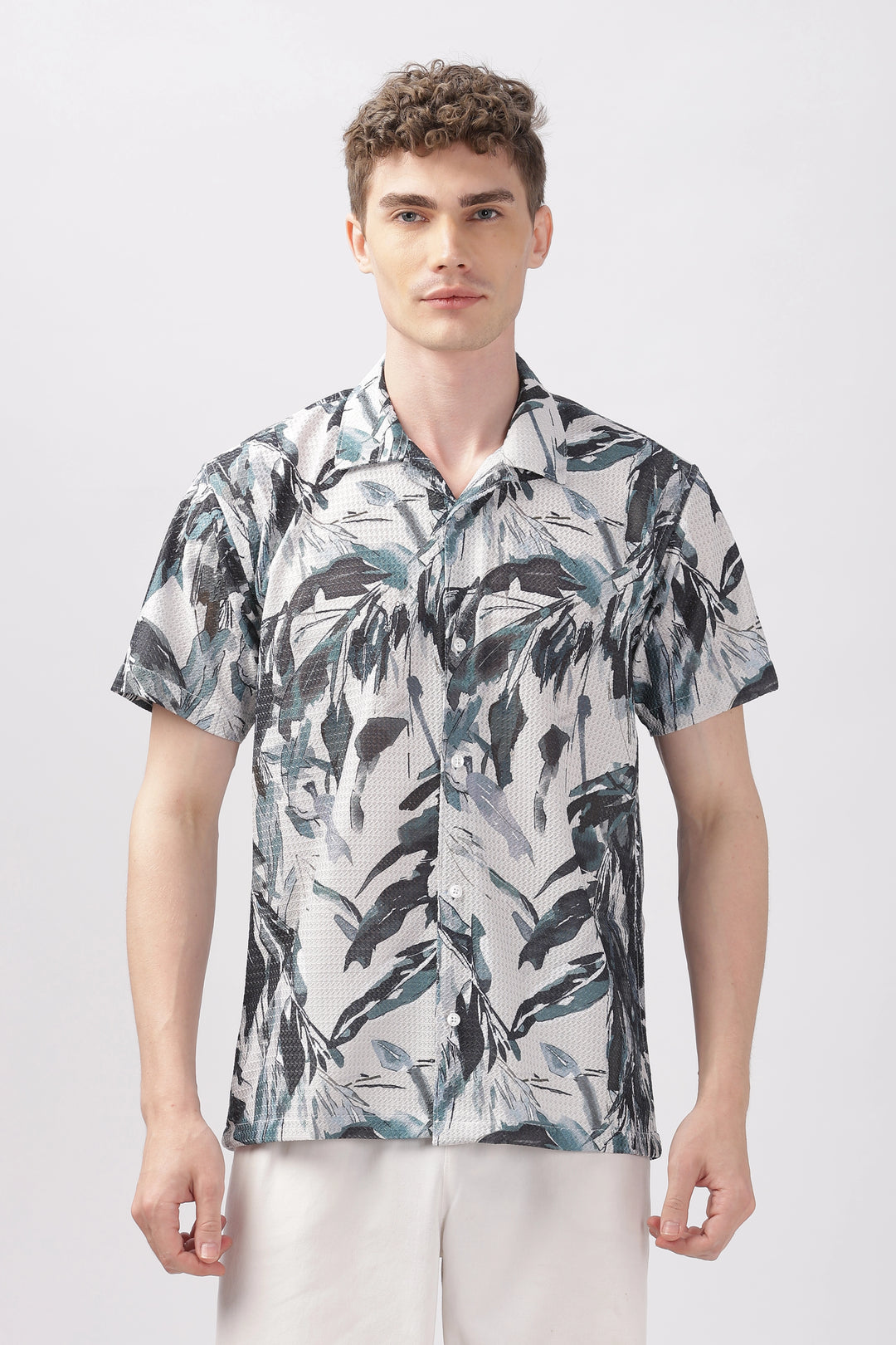 Bamboo leaves printed textured shirt