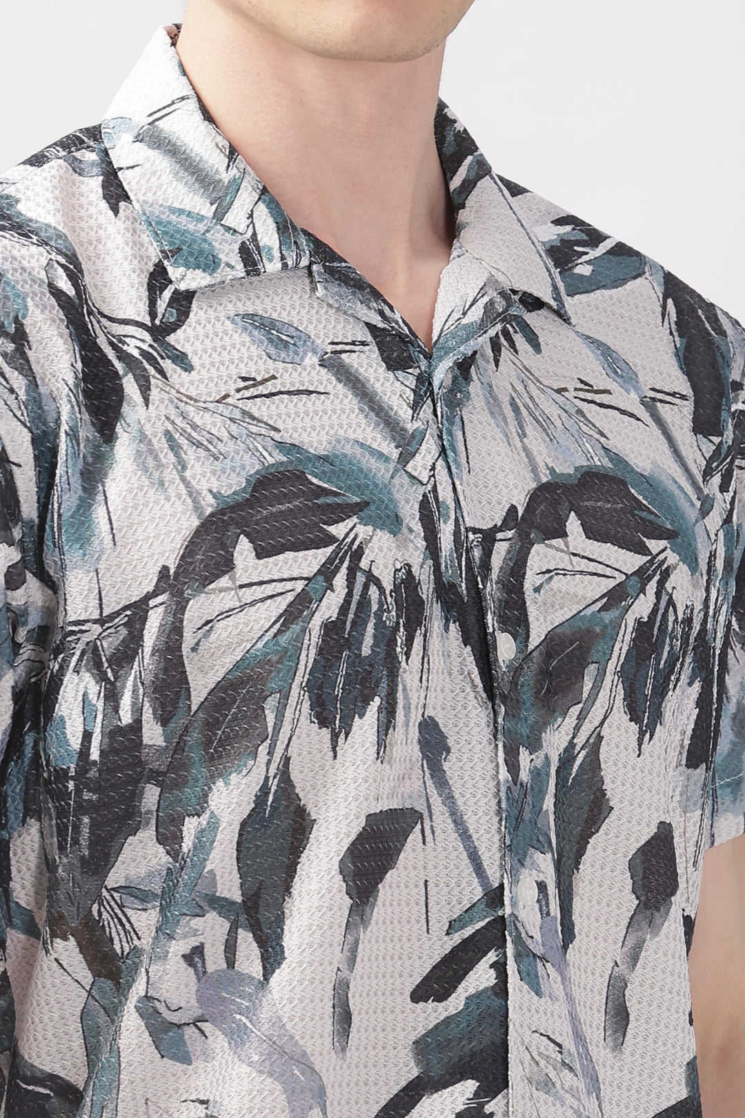 Bamboo leaves printed textured shirt