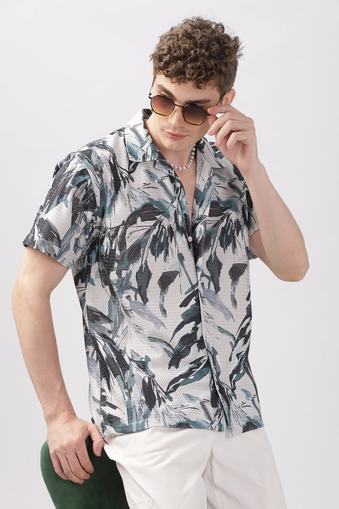 Bamboo leaves printed textured shirt