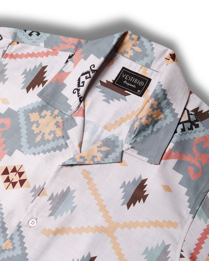 Blue geometric design half sleeve shirt for men