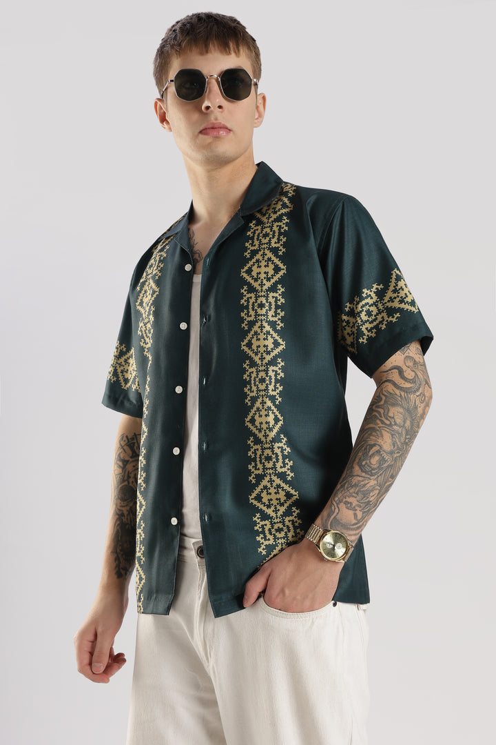 Green panel printed shirt