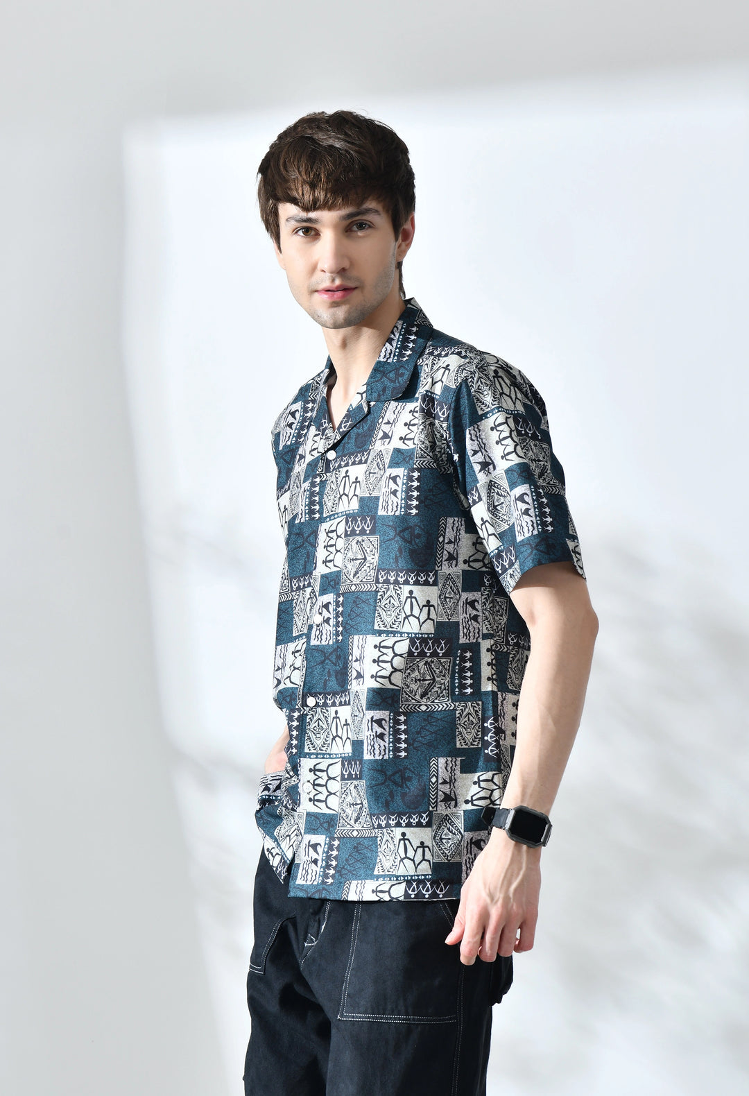 Green graphic printed half sleeve shirt