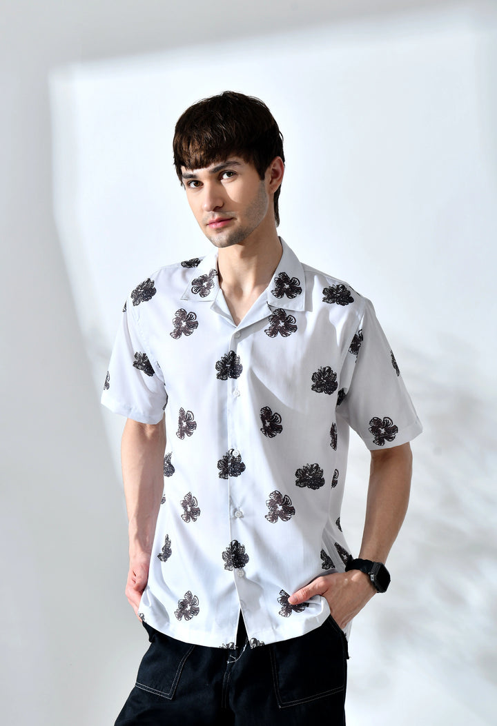 White floral printed hawain collar shirt