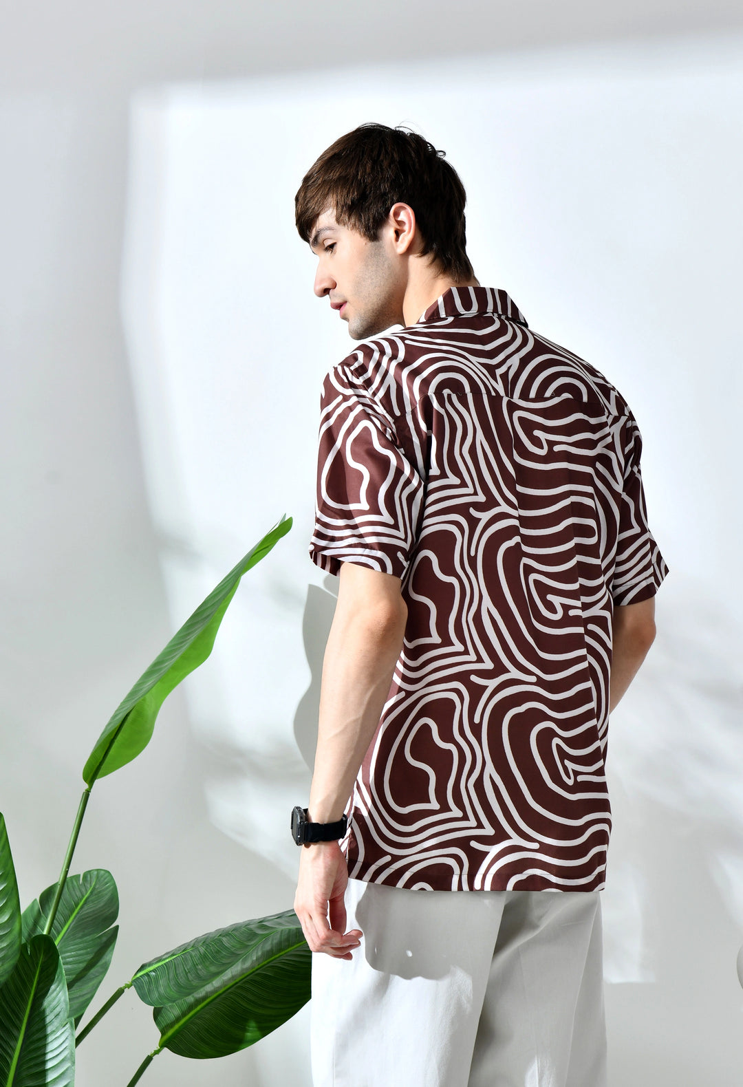 Brown geometric printed half sleeve shirt