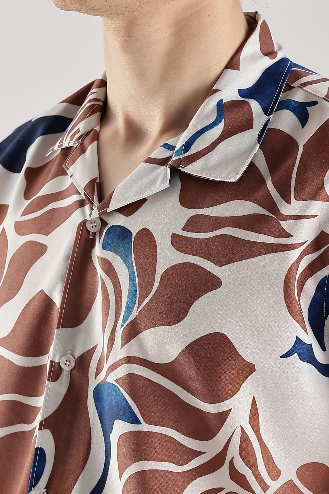 Biege printed fluid short sleeve shirt
