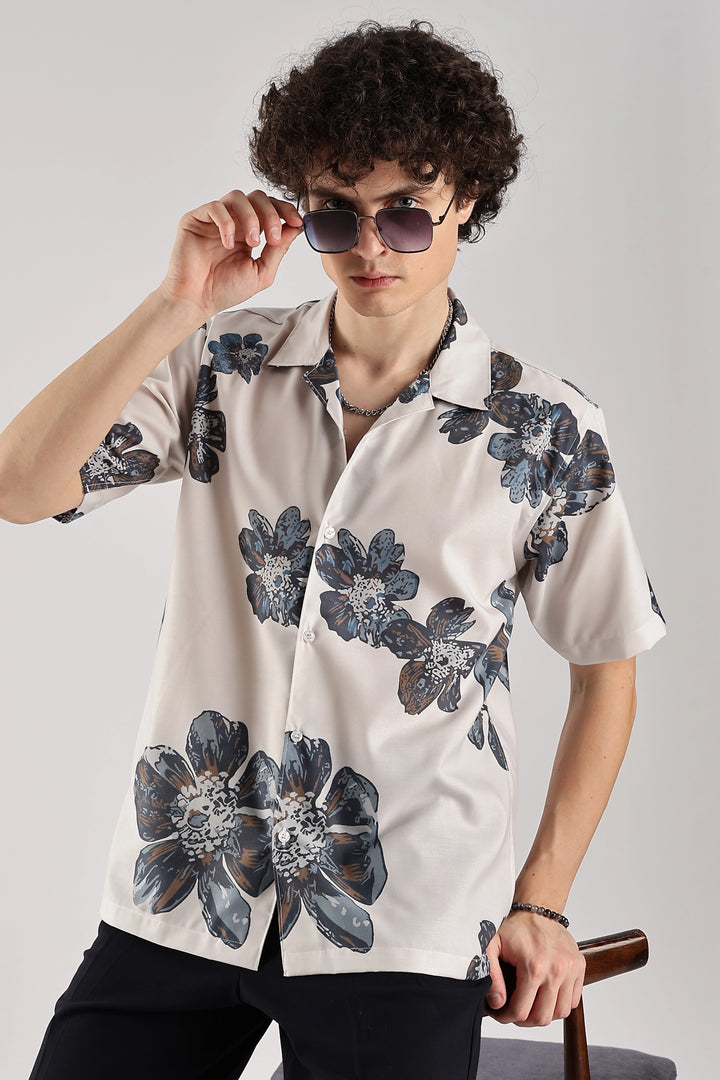 Biege blossoms printed short sleeve shirt